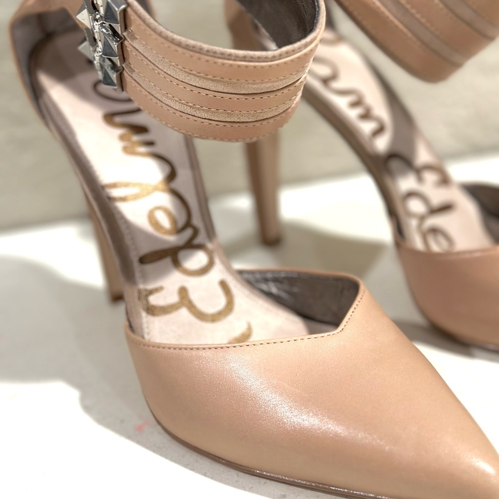 Sam Edelman Studded Heels Size 7.5